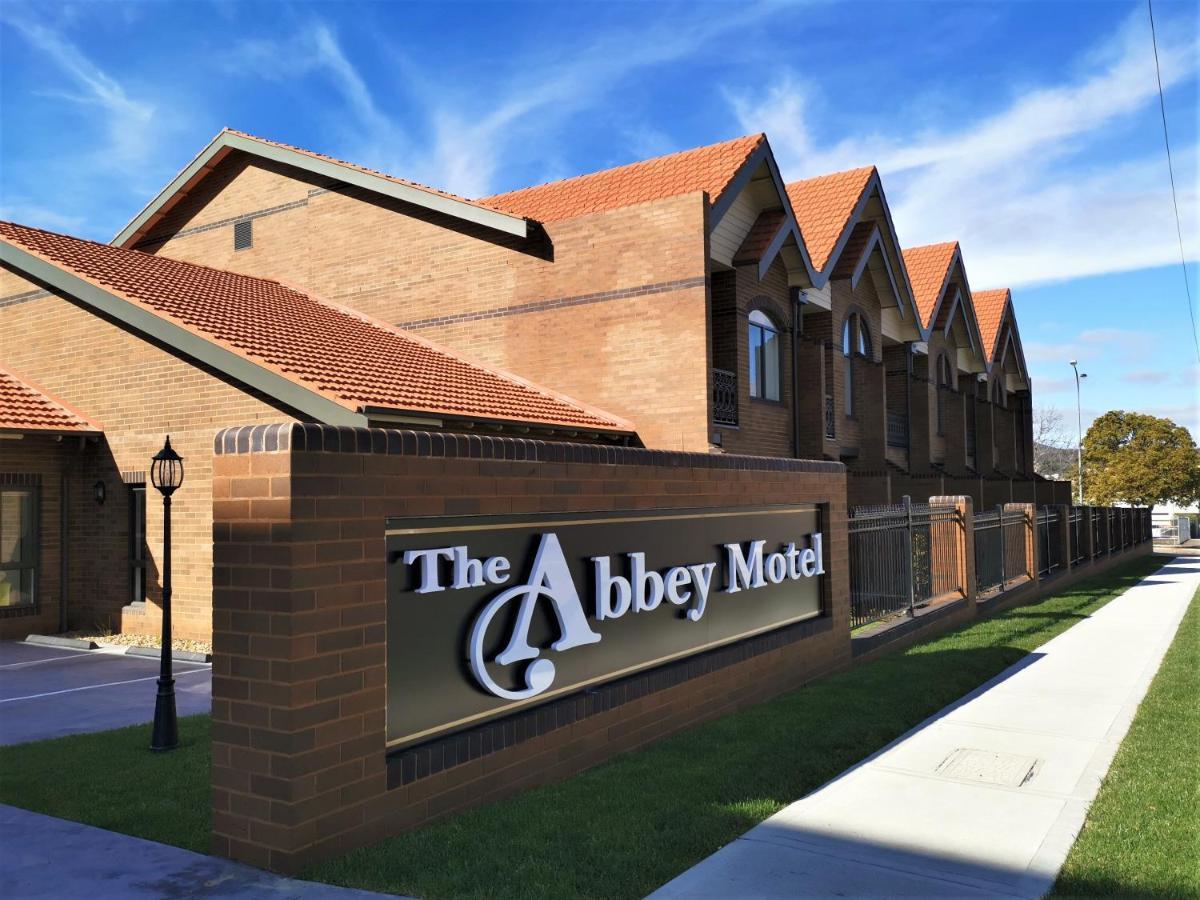 The Abbey Motel Goulburn Dış mekan fotoğraf
